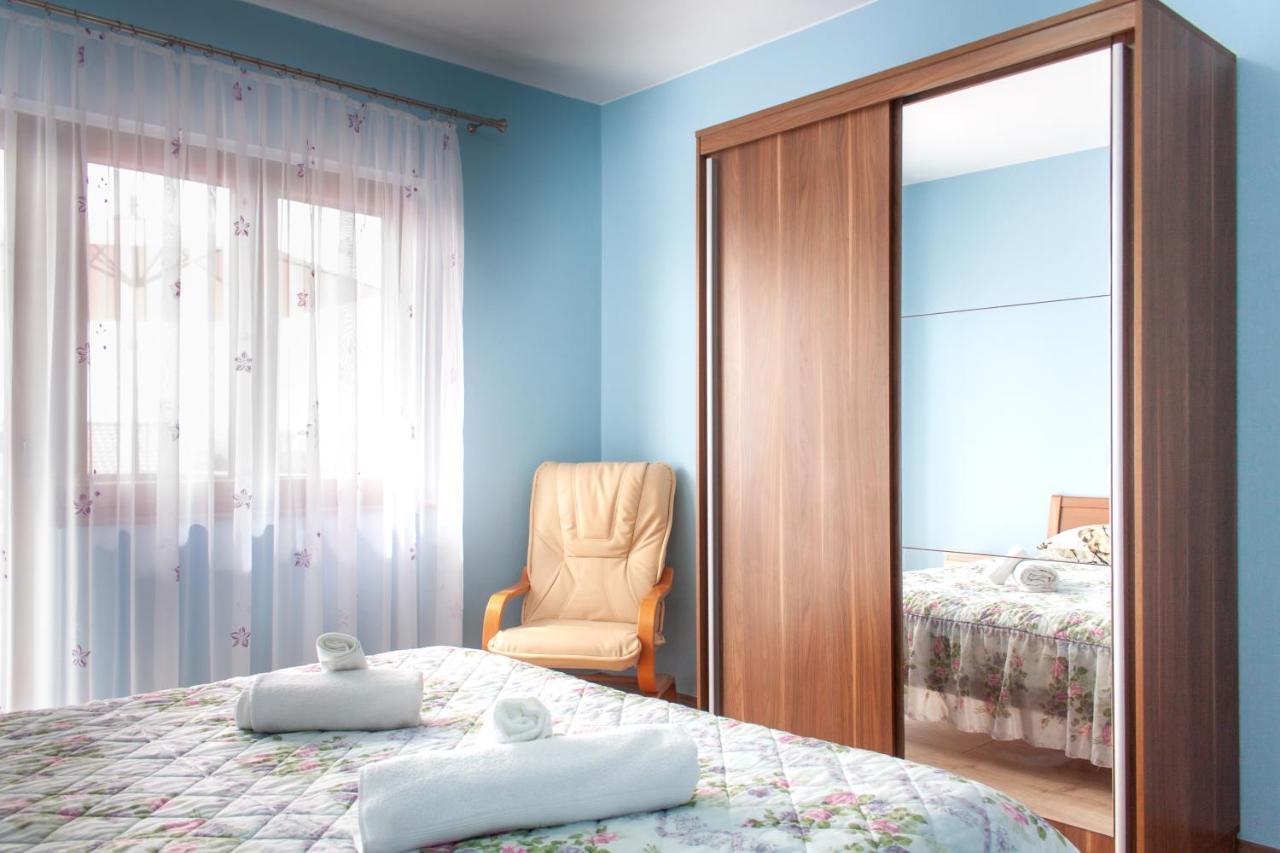 Apartment Juric Kaštel Novi Eksteriør billede