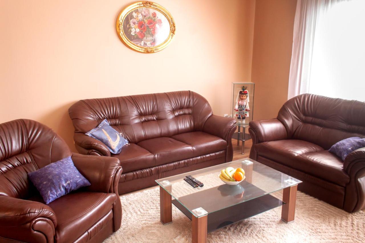 Apartment Juric Kaštel Novi Eksteriør billede