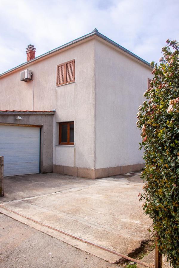 Apartment Juric Kaštel Novi Eksteriør billede